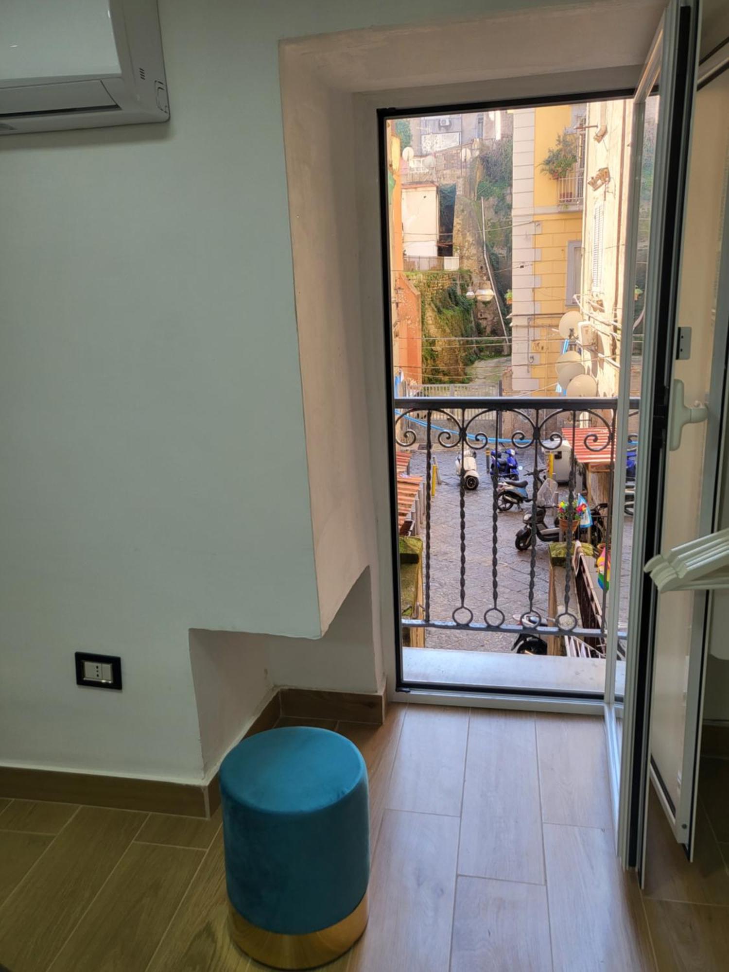 L'Approdo Di Dante Apartment Naples Luaran gambar